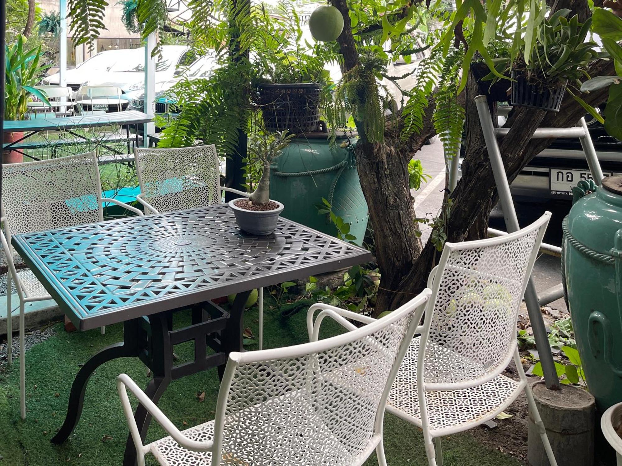 The Quarter Wutthakat Apartment Bangkok Exterior photo